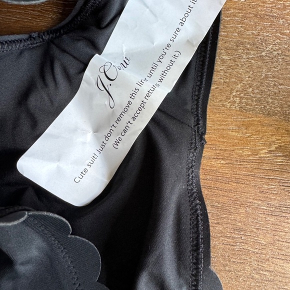 🏷️J. Crew Factory NWT Black  Scalloped one-piece swimsuit SZ XL - Picture 6 of 7